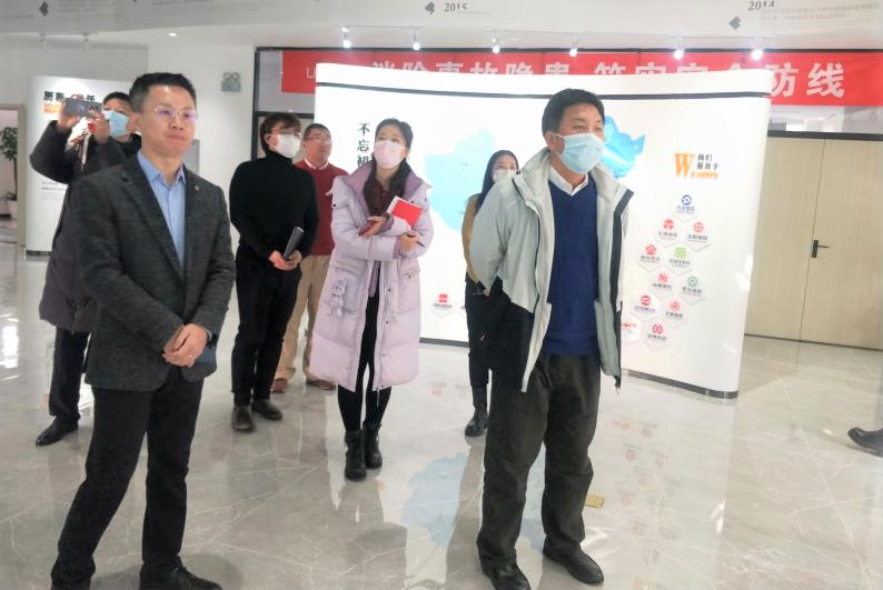 11645527179_.pic.jpg 11645527179_.pic.jpg